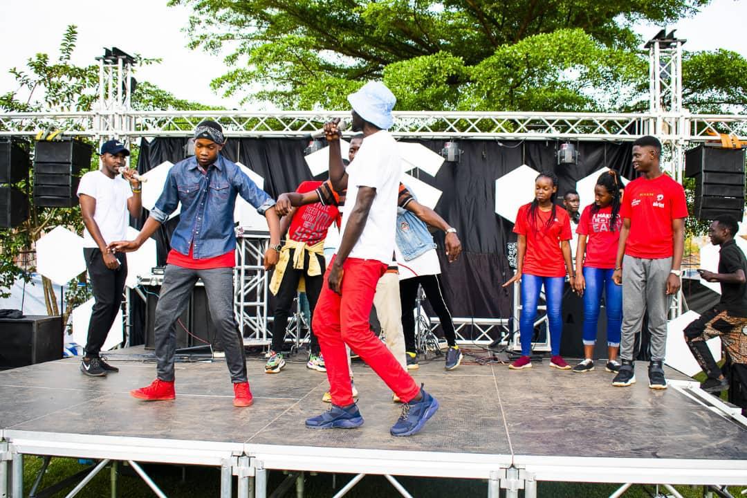 Klin Entertainment Logo